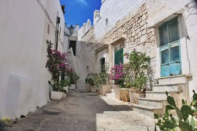 Côte des Pouilles sur la mer Adriatique