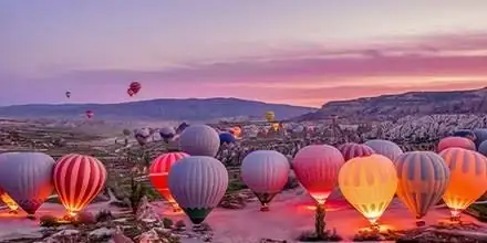 Paysage lunaire et vallées de Cappadoce