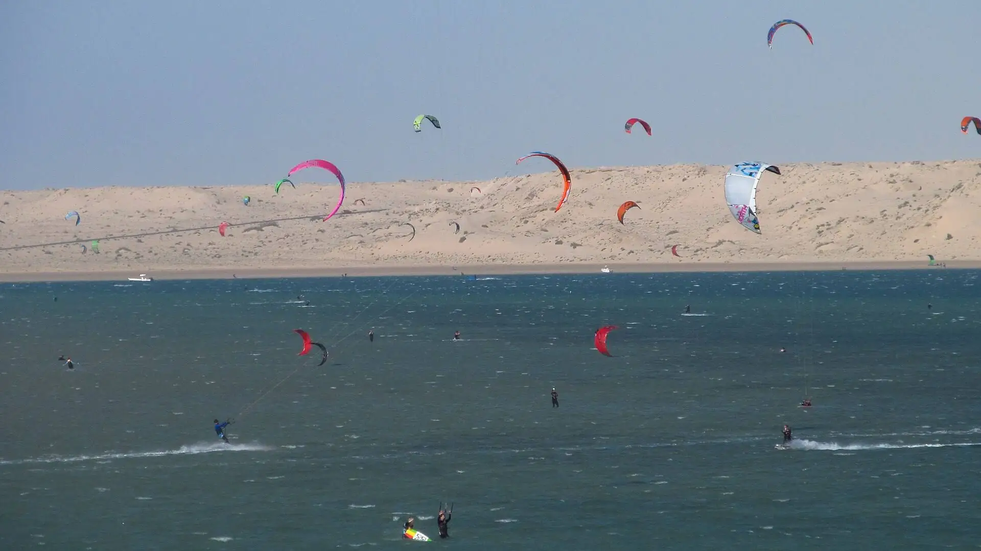 Lagune de Dakhla entre océan Atlantique et désert du Sahara, Maroc